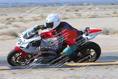 media/Feb-04-2024-SoCal Trackdays (Sun) [[91d6515b1d]]/7-Turn 9 Inside (1140am)/